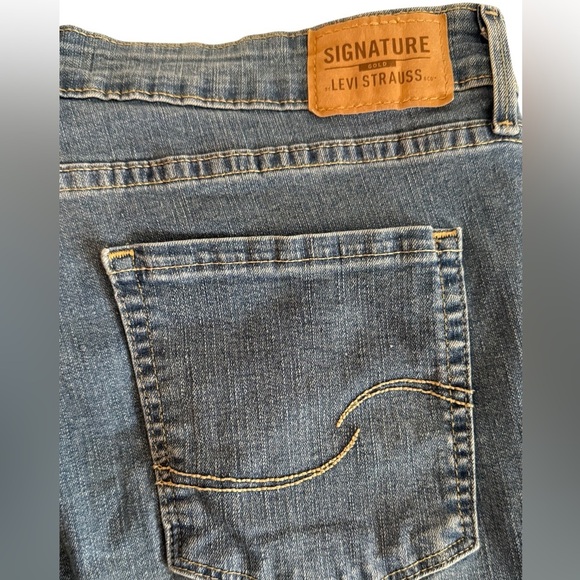 Levi Strauss and Co Signature Gold WaterLess Jeans - Picture 6 of 11